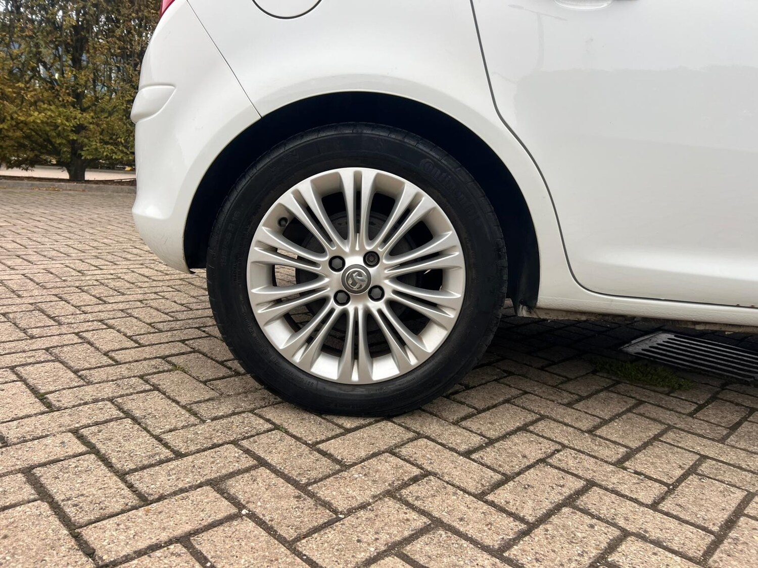 Used Vauxhall Corsa 2013 for sale - 76273744: Photo 36