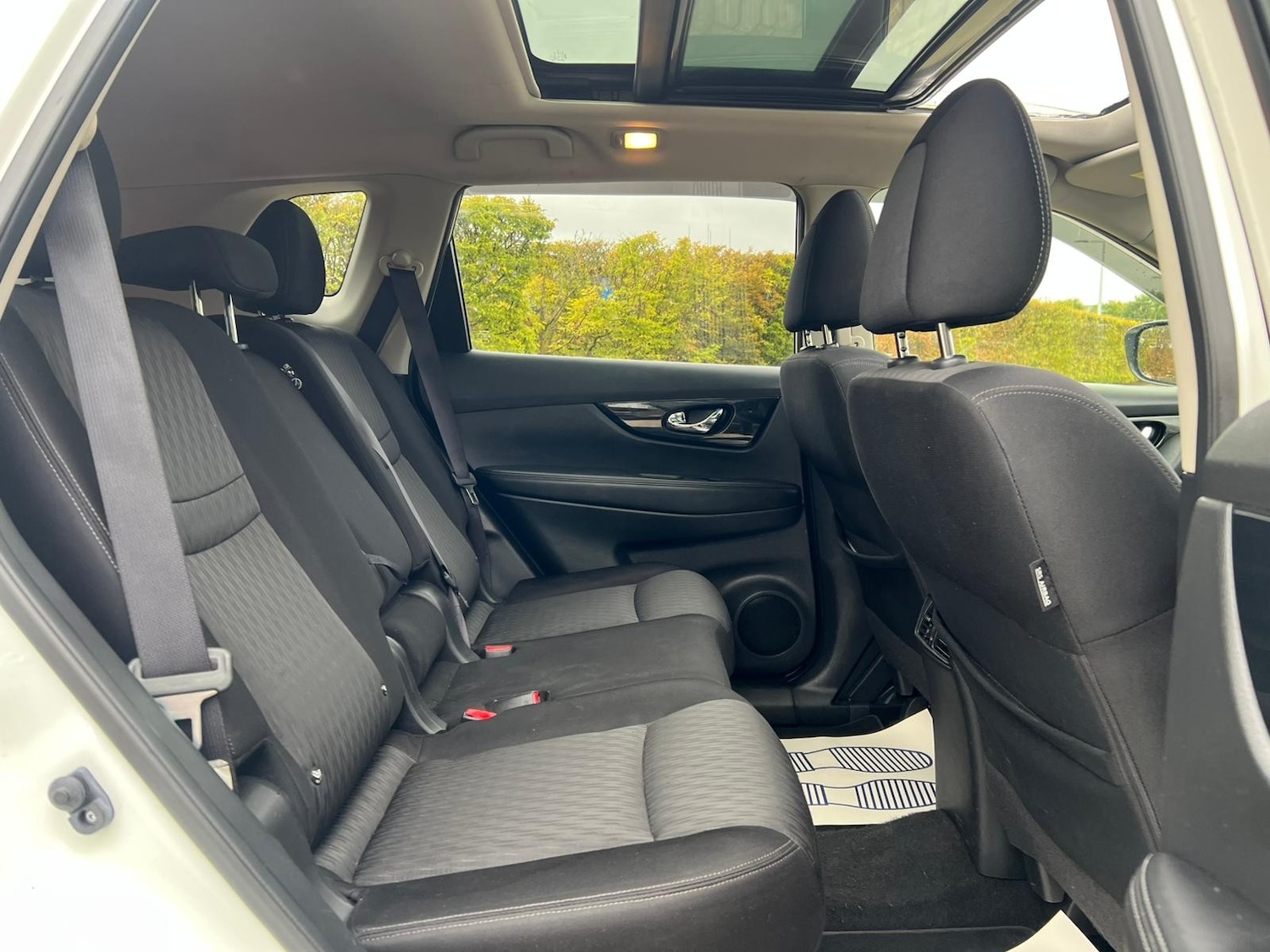 Used Nissan X-Trail 2017 for sale - 77080125: Photo 28