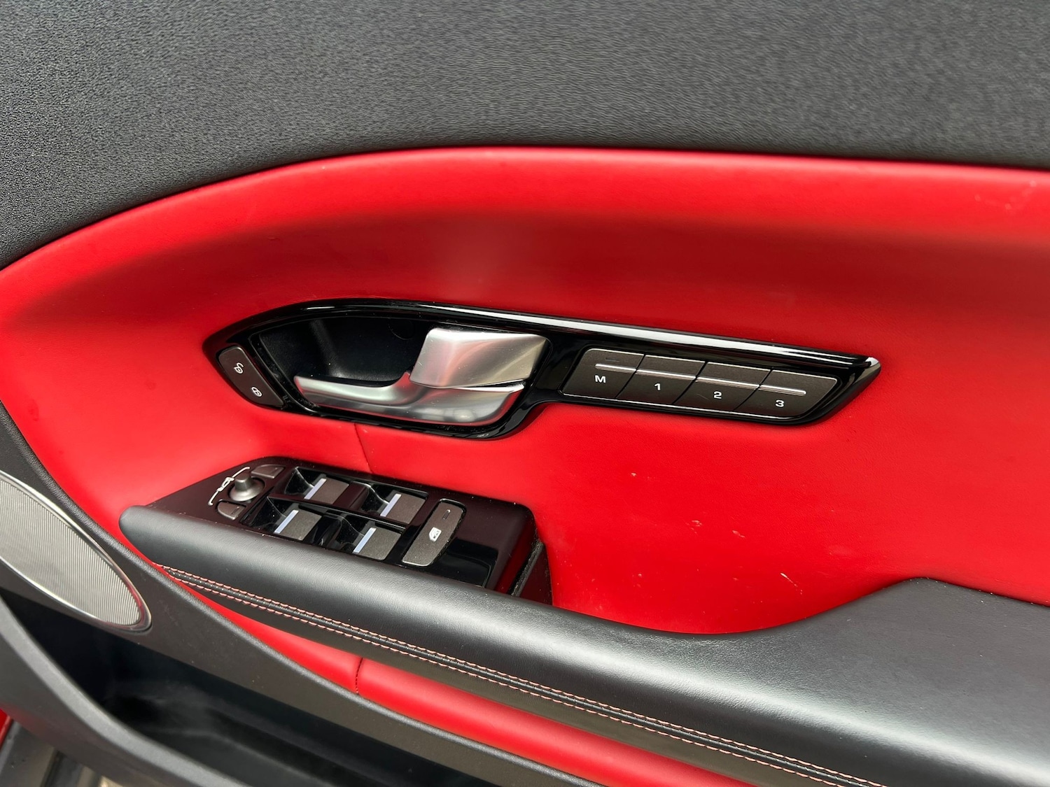 Used Land Rover Range Rover Evoque 2019 for sale - 76274514: Photo 34