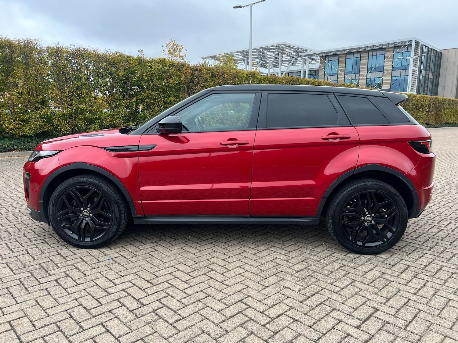 Used Land Rover Range Rover Evoque 2019 for sale - 76274514: Photo 4