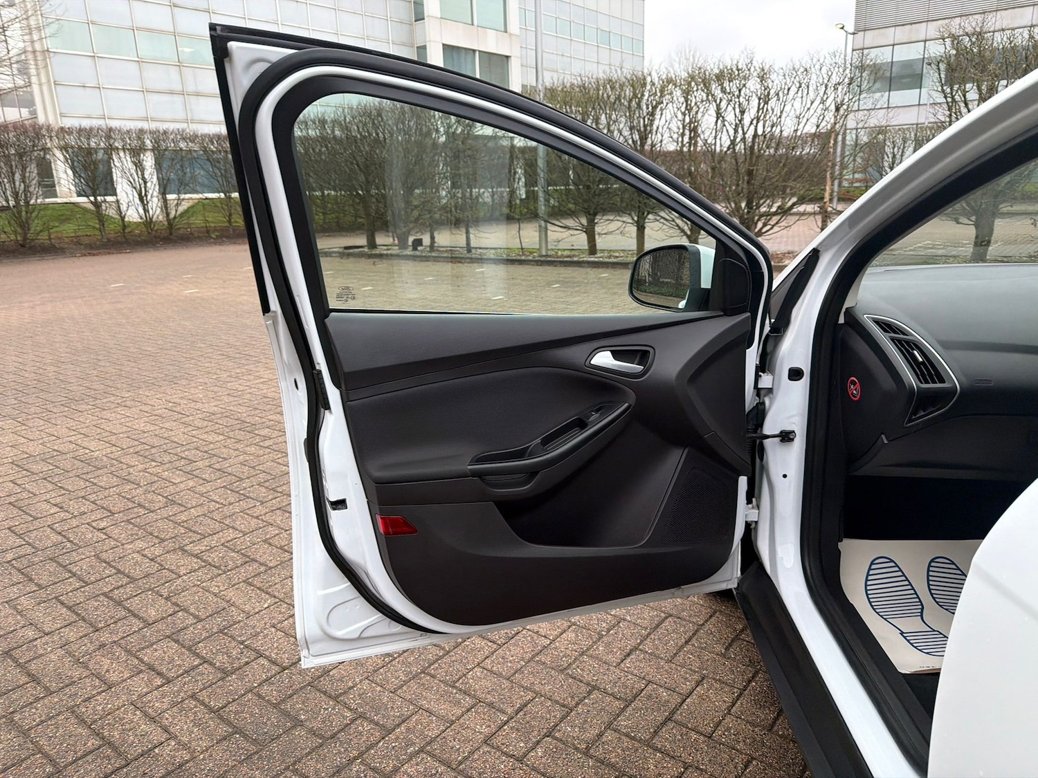 Used Ford Focus 2014 for sale - 76961830: Photo 34