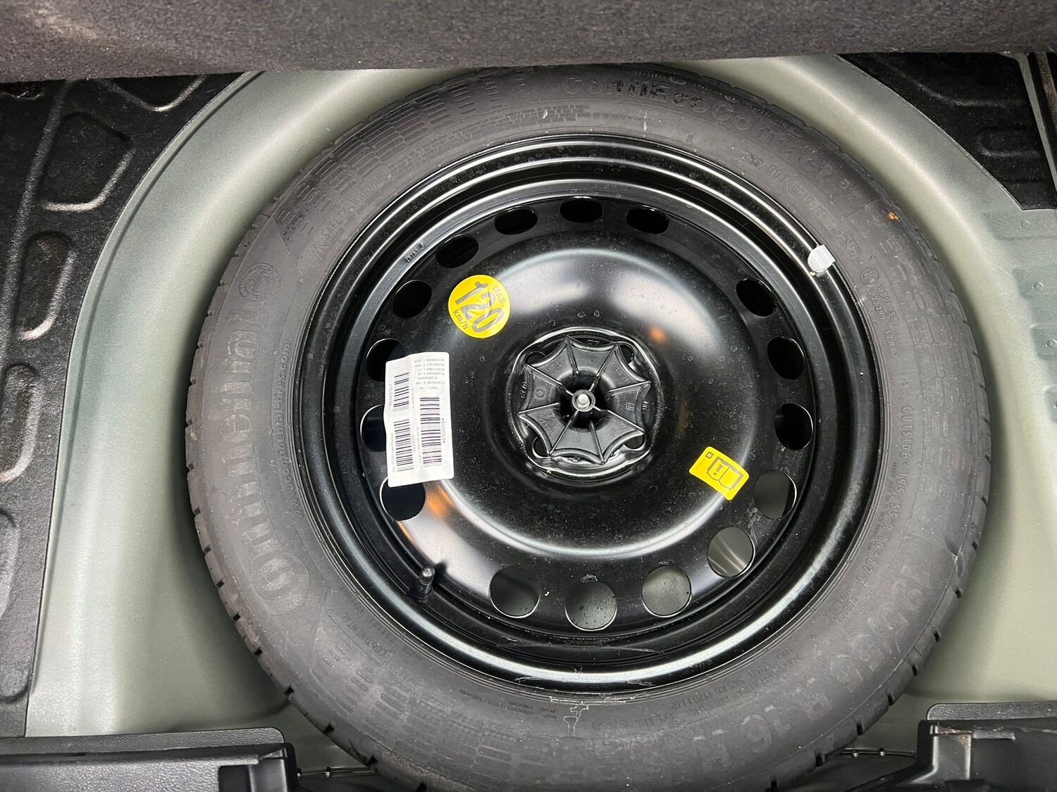 Used Vauxhall Corsa 2015 for sale - 76520130: Photo 37