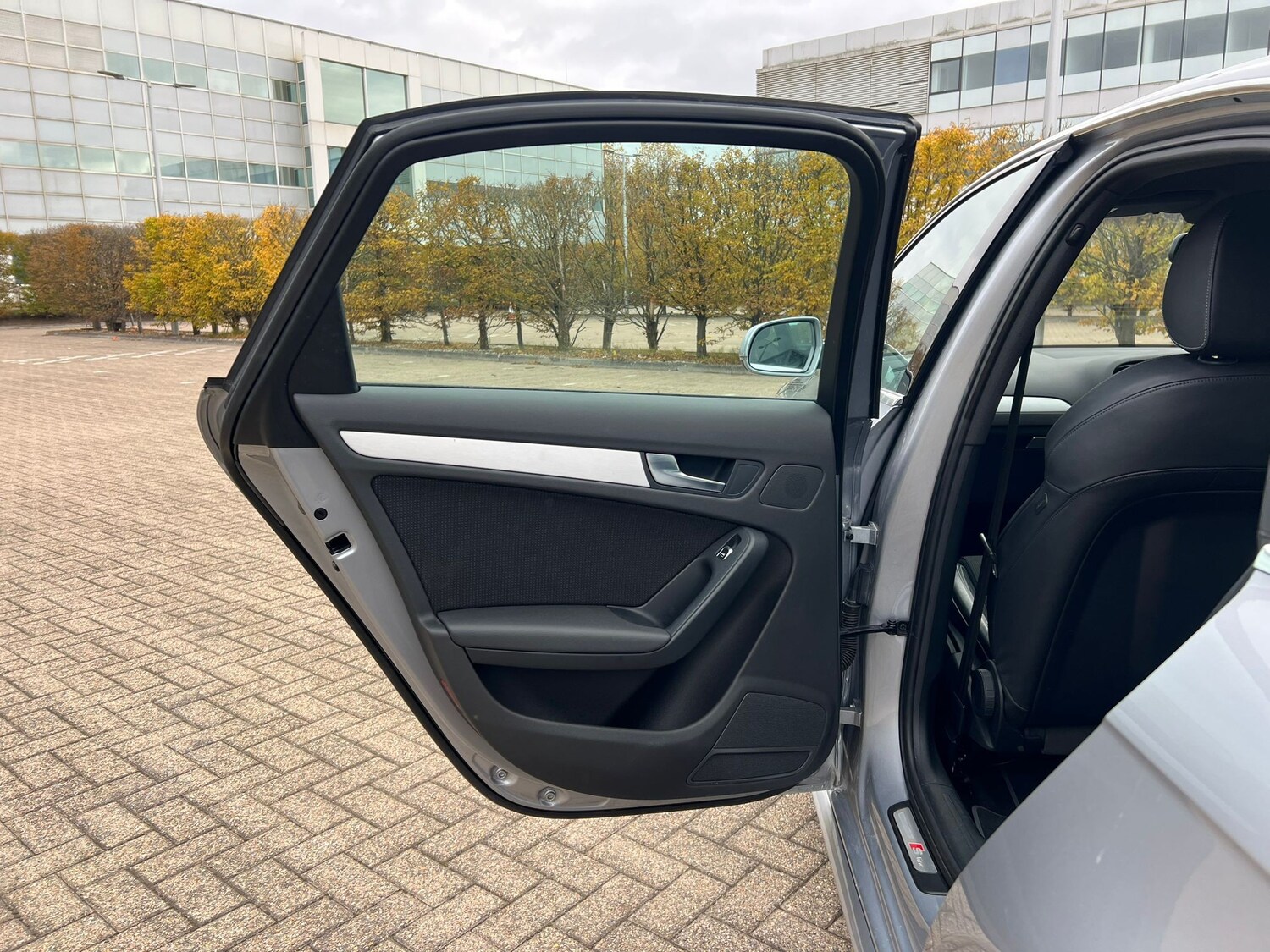 Used Audi A4 2015 for sale - 76369154: Photo 30