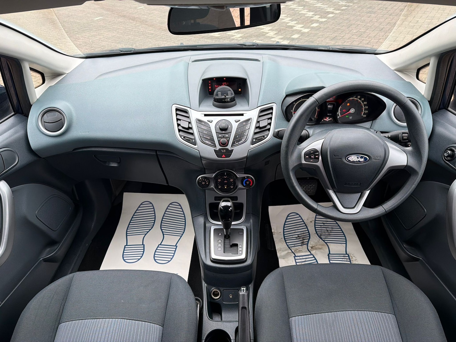 Used Ford Fiesta 2011 for sale - 76961832: Photo 3