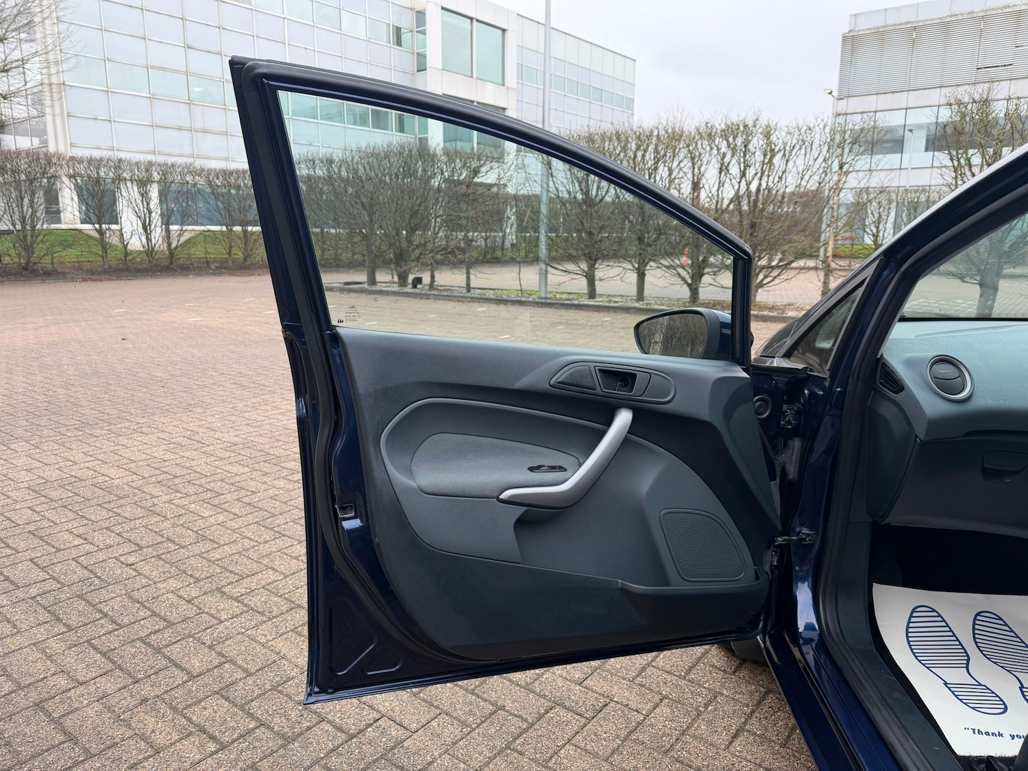 Used Ford Fiesta 2011 for sale - 76961832: Photo 32