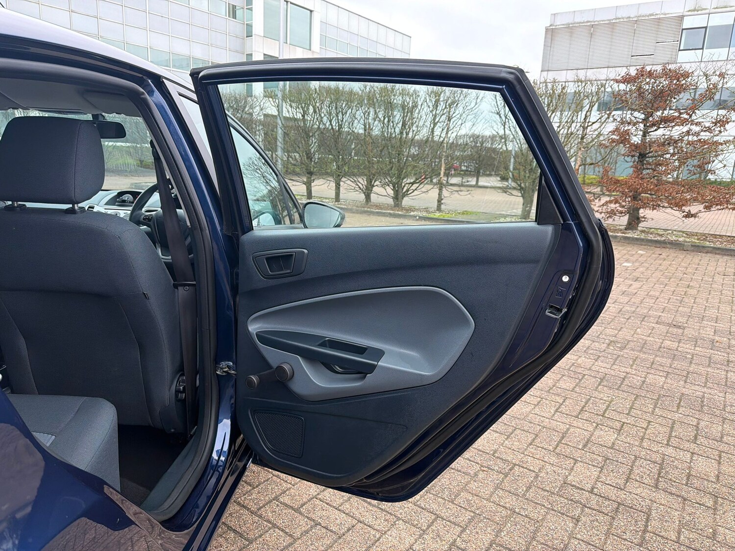 Used Ford Fiesta 2011 for sale - 76961832: Photo 33