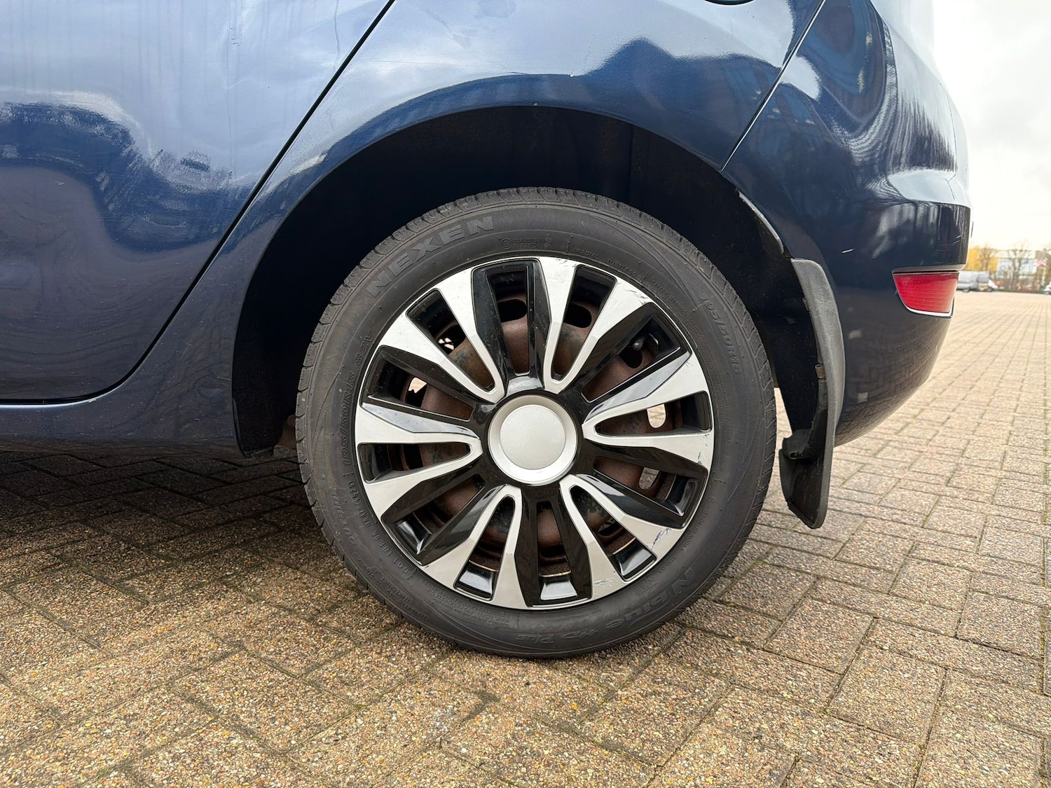 Used Ford Fiesta 2011 for sale - 76961832: Photo 37