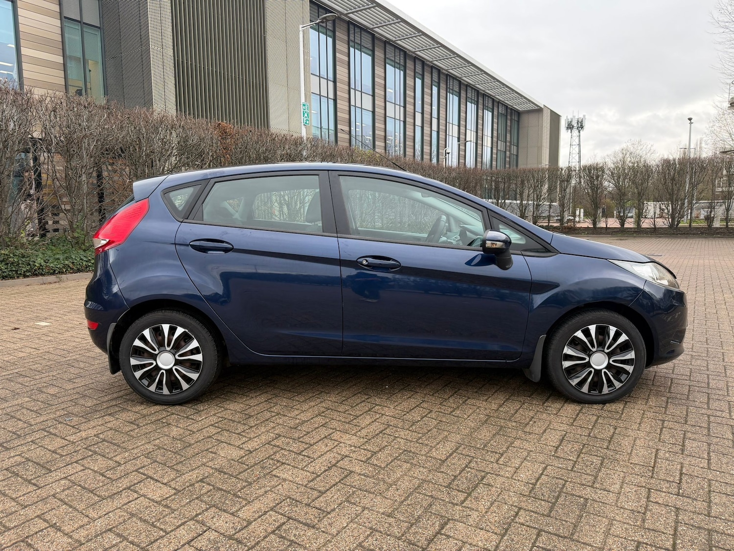 Used Ford Fiesta 2011 for sale - 76961832: Photo 6