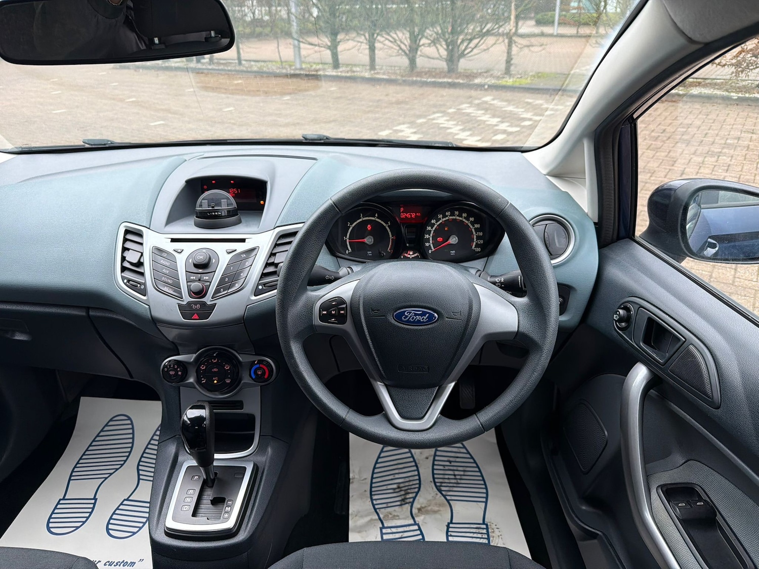 Used Ford Fiesta 2011 for sale - 76961832: Photo 9