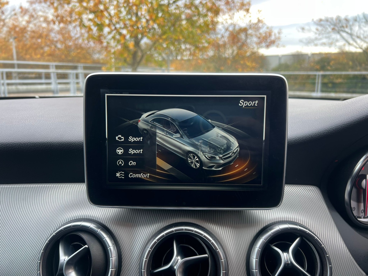 Used Mercedes-Benz CLA 2015 for sale - 76466273: Photo 16