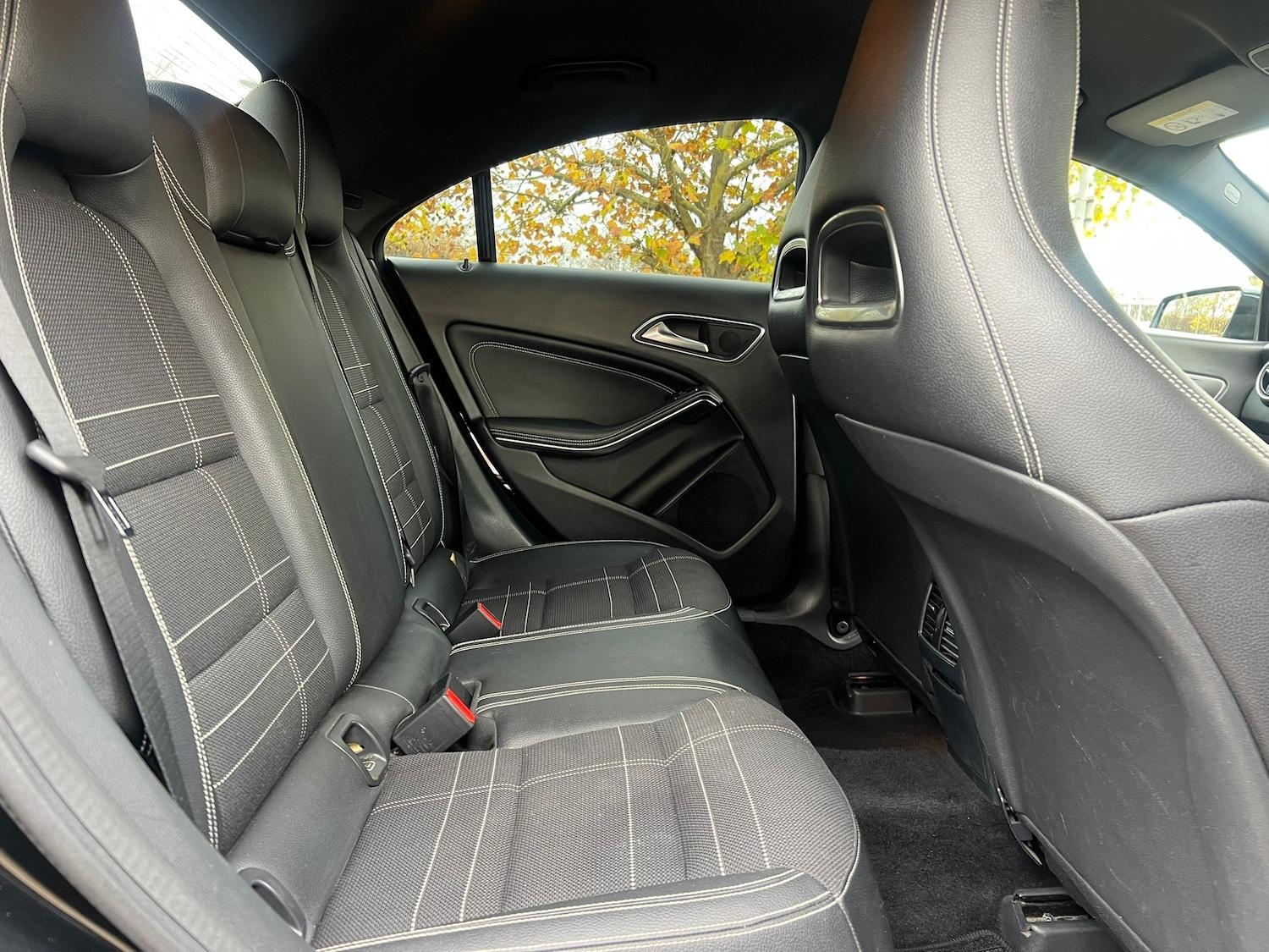 Used Mercedes-Benz CLA 2015 for sale - 76466273: Photo 27