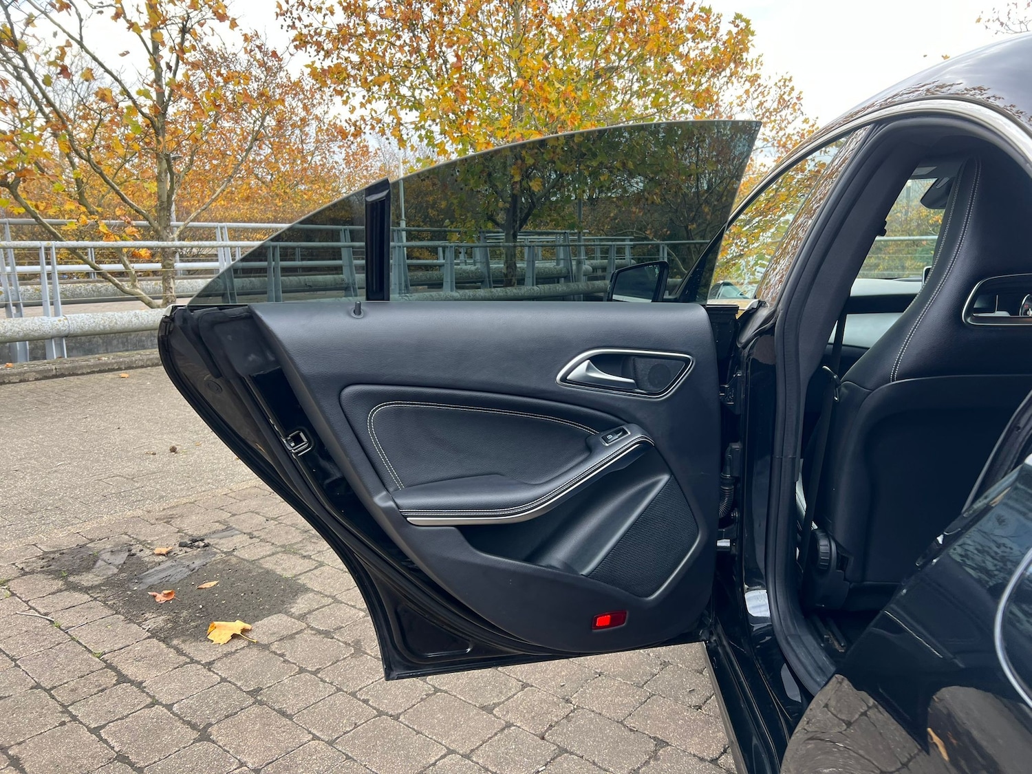 Used Mercedes-Benz CLA 2015 for sale - 76466273: Photo 32