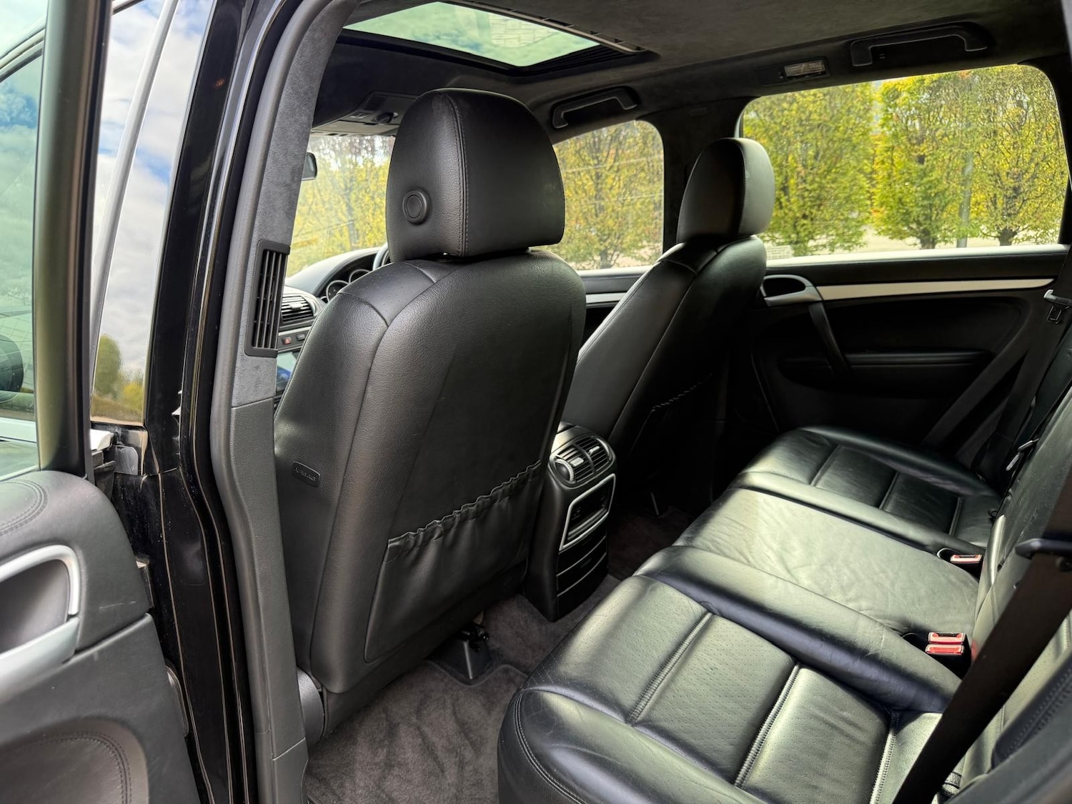 Used Porsche Cayenne 2007 for sale - 76102039: Photo 32