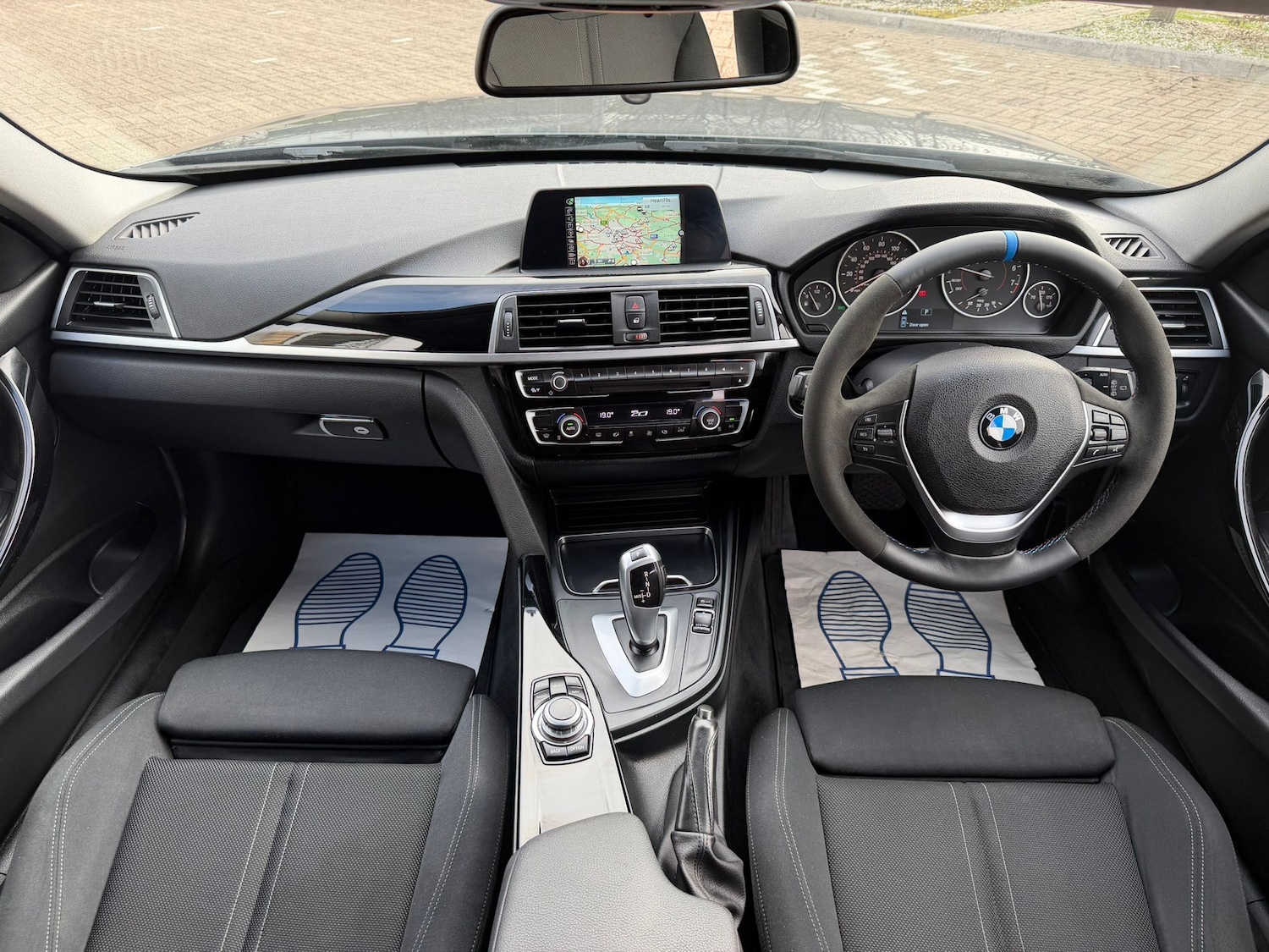 Used BMW 3 Series 2017 for sale - 77747358: Photo 11