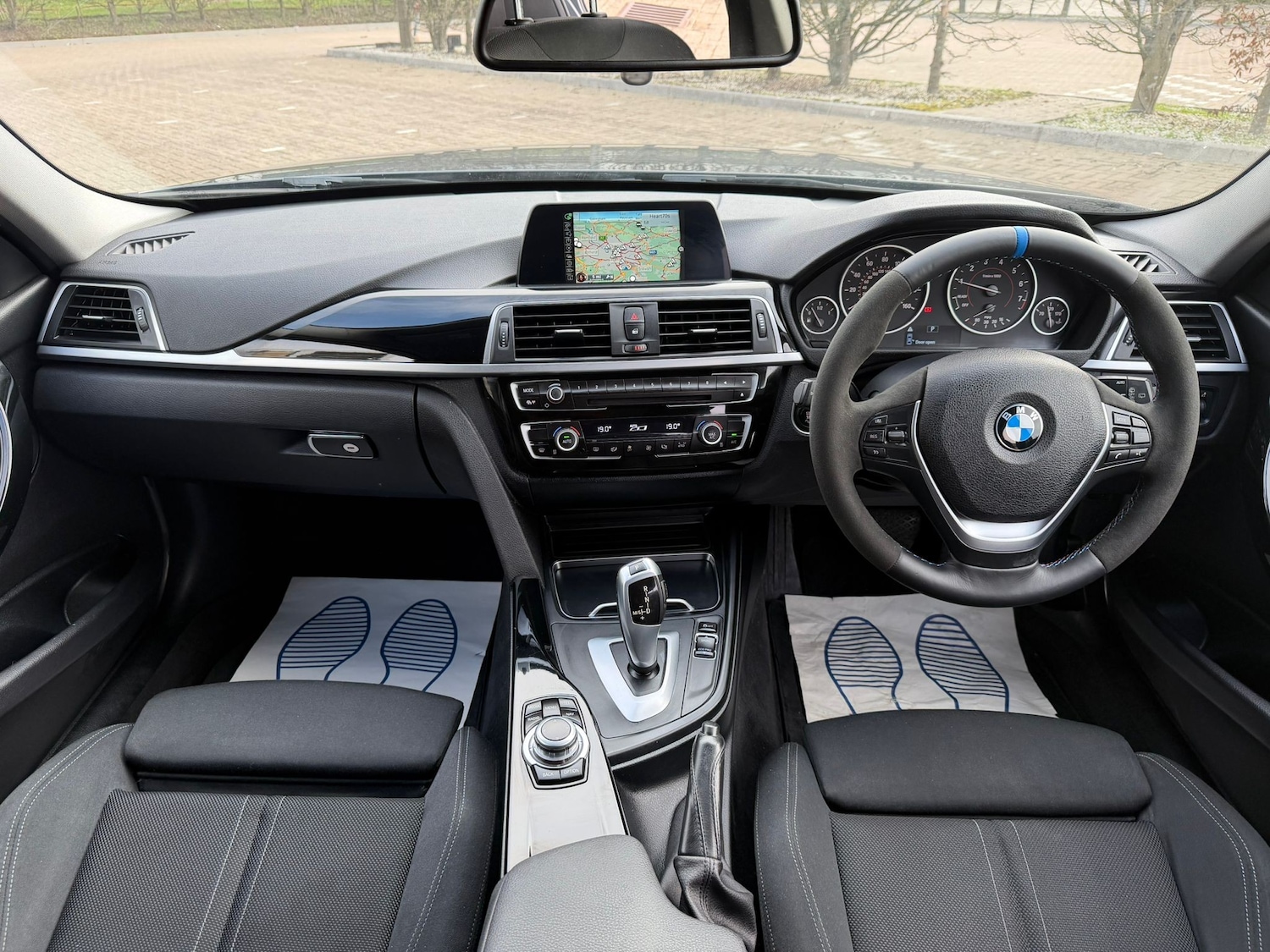 Used BMW 3 Series 2017 for sale - 77747358: Photo 12