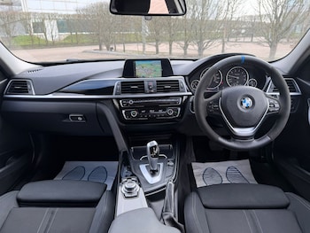 Used BMW 3 Series 2017 for sale - 77747358: Photo