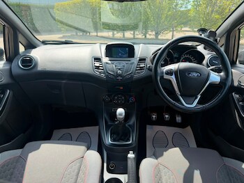 Used Ford Fiesta 2017 for sale - 79068348: Photo