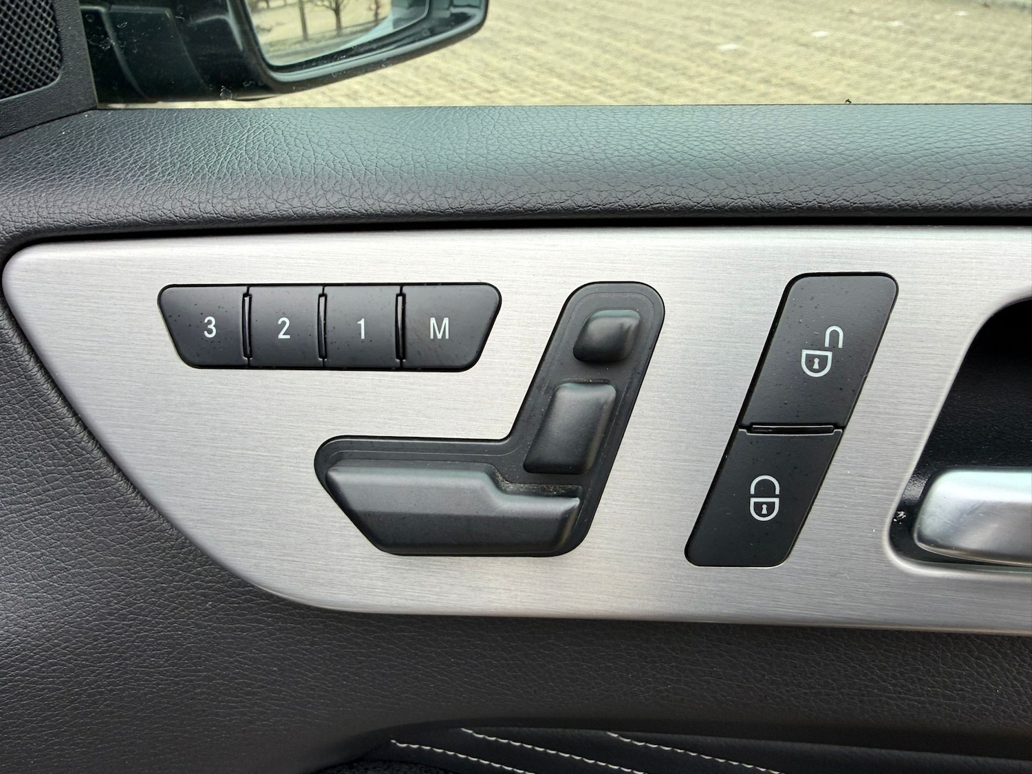 Used Mercedes-Benz M Class 2015 for sale - 77593258: Photo 44