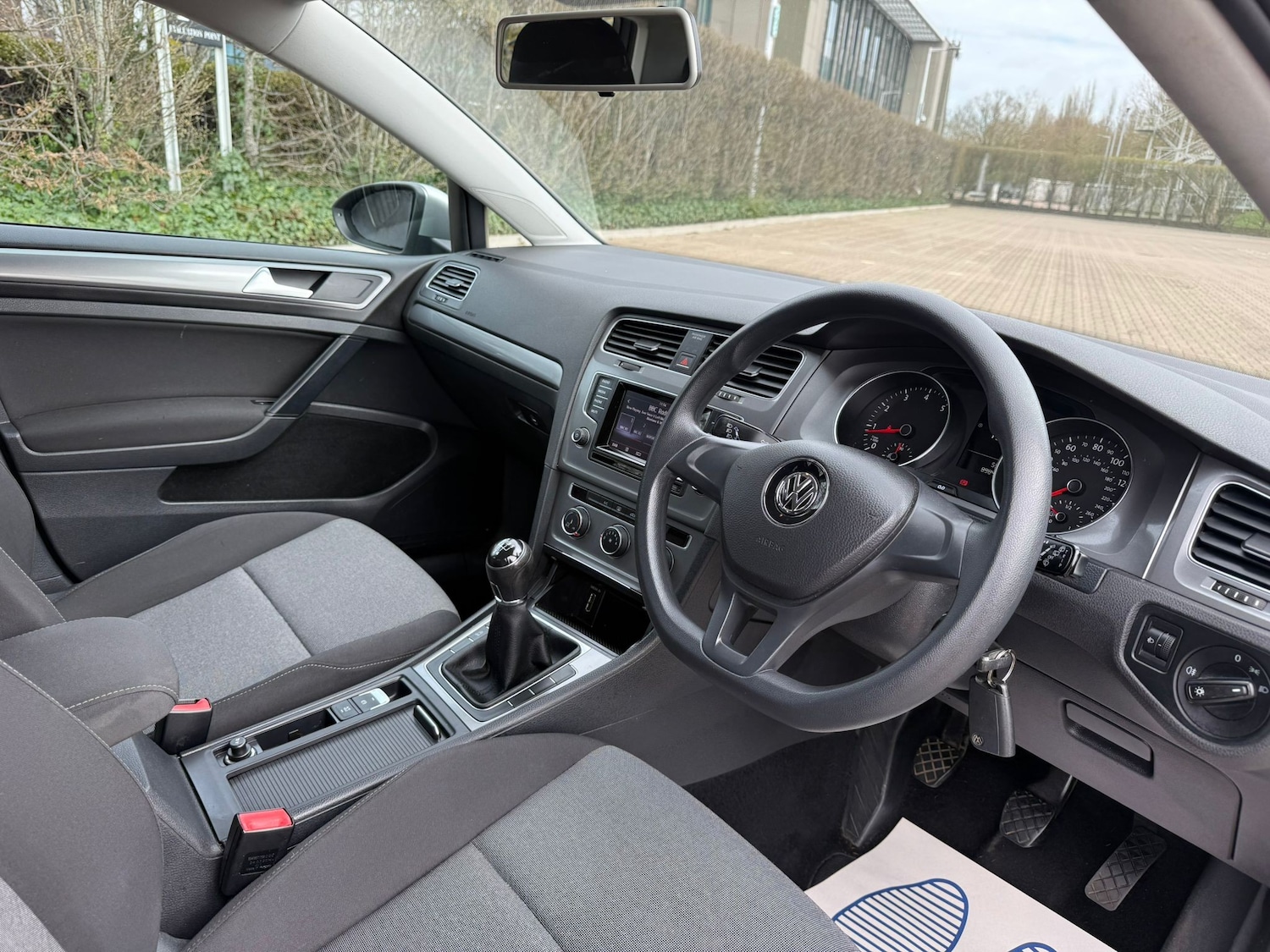 Used Volkswagen Golf 2014 for sale - 77919079: Photo 10