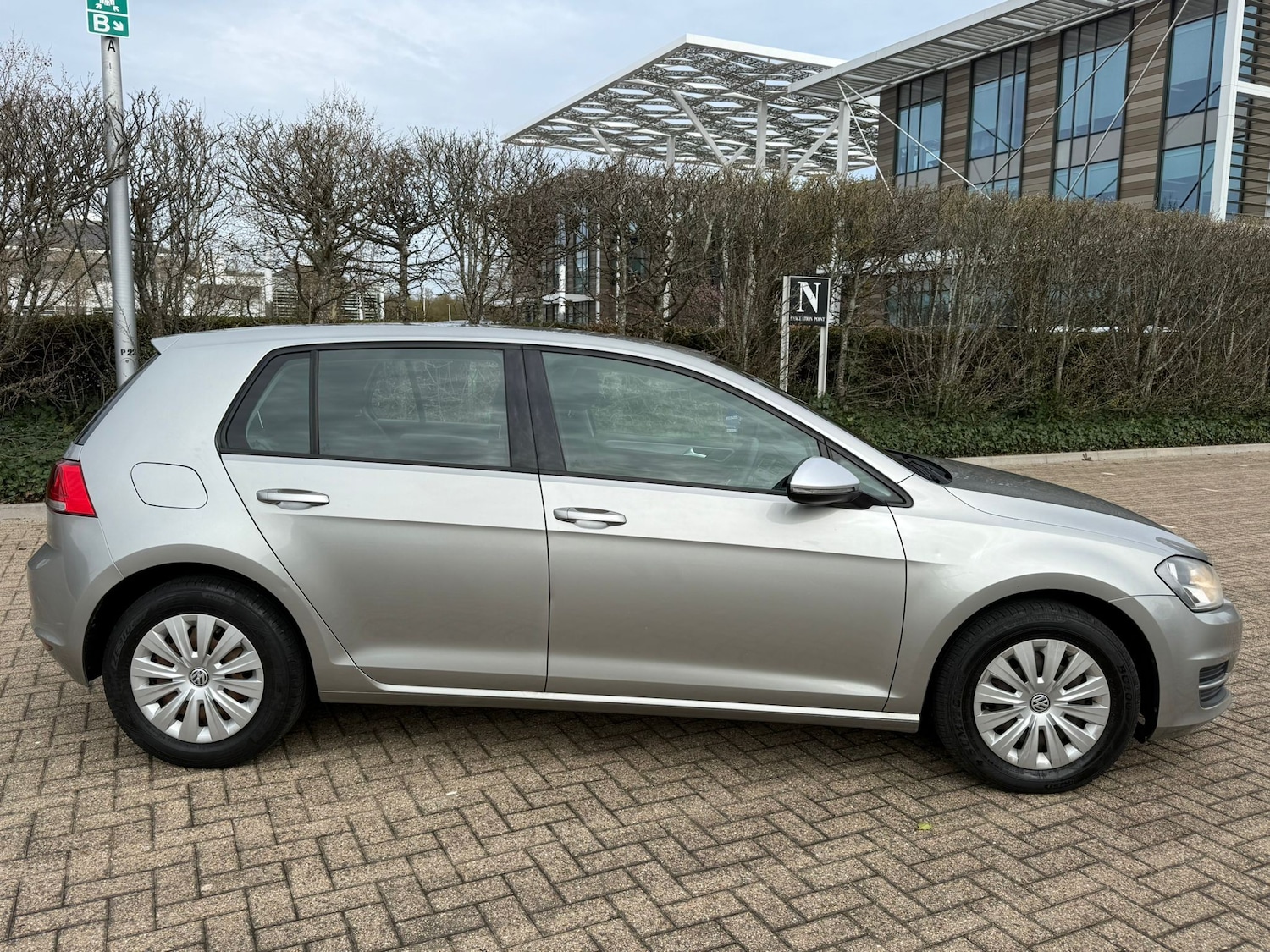 Used Volkswagen Golf 2014 for sale - 77919079: Photo 5