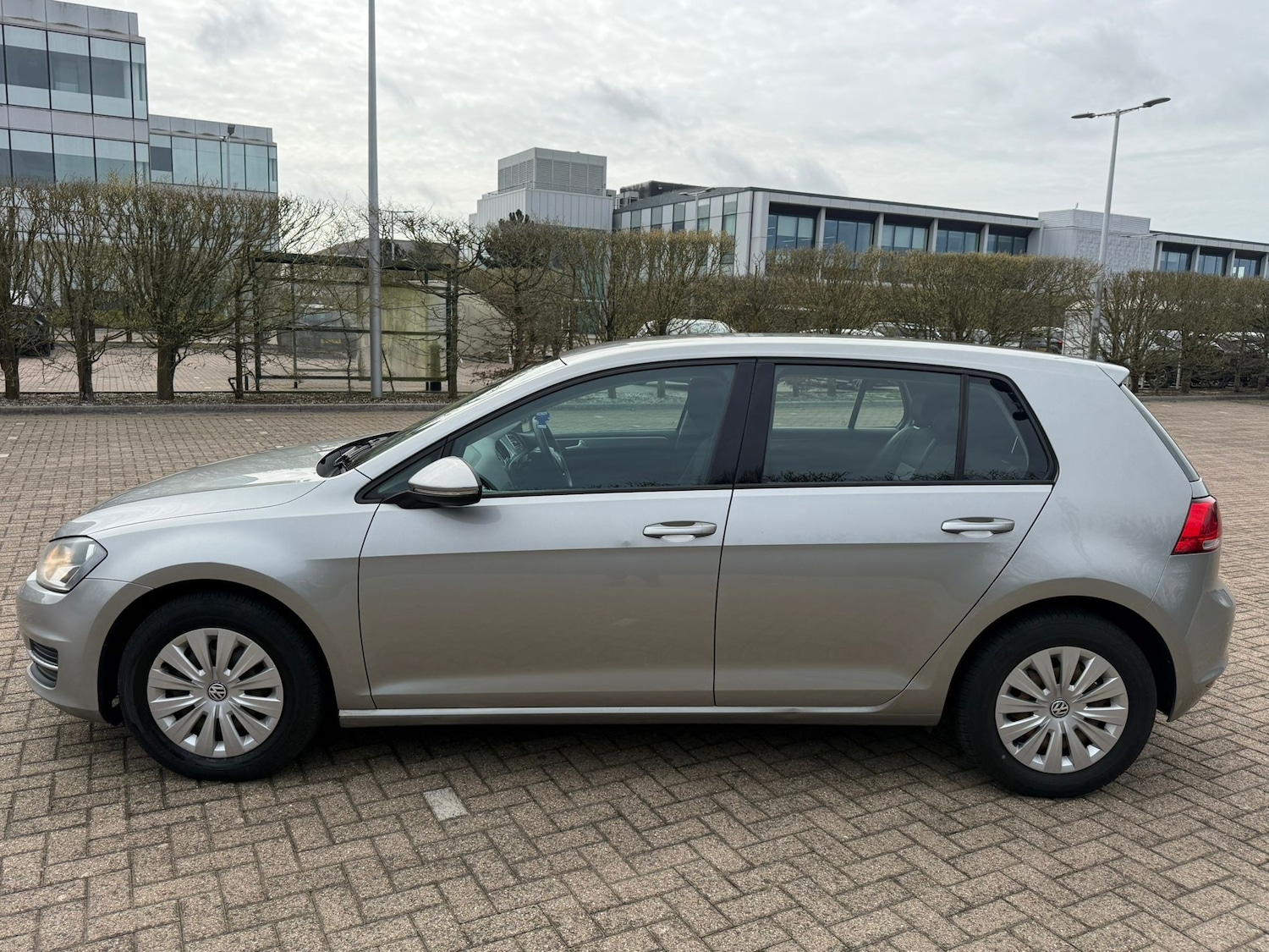 Used Volkswagen Golf 2014 for sale - 77919079: Photo 6