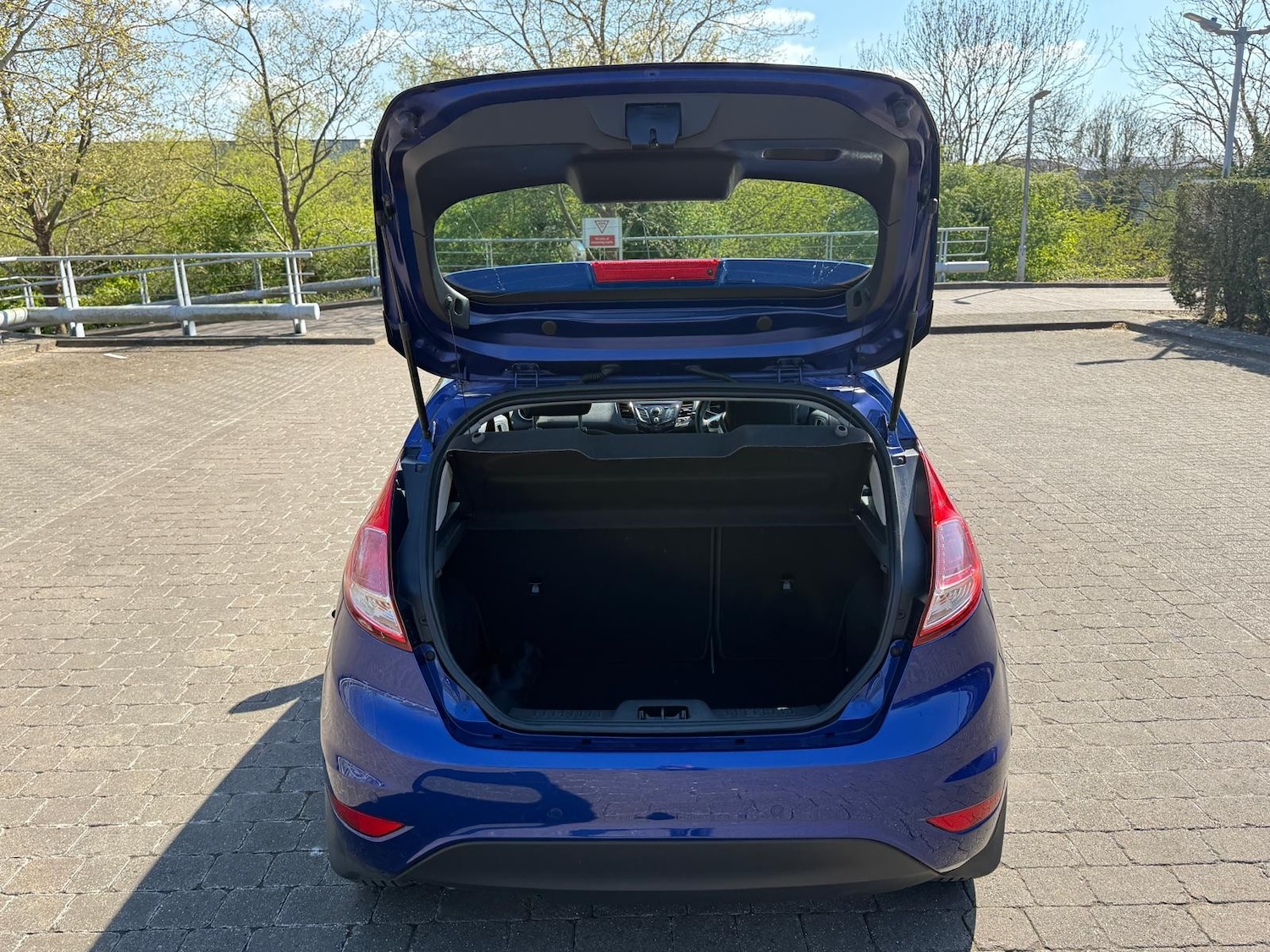 Vehicle 43