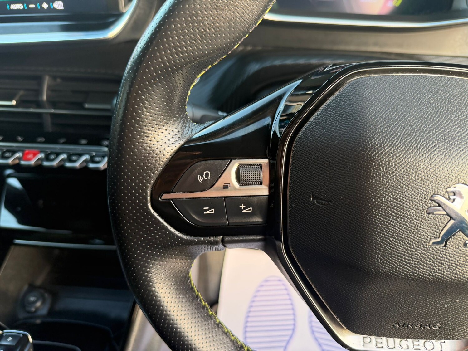 Used Peugeot 2008 2021 for sale - 77804956: Photo 13