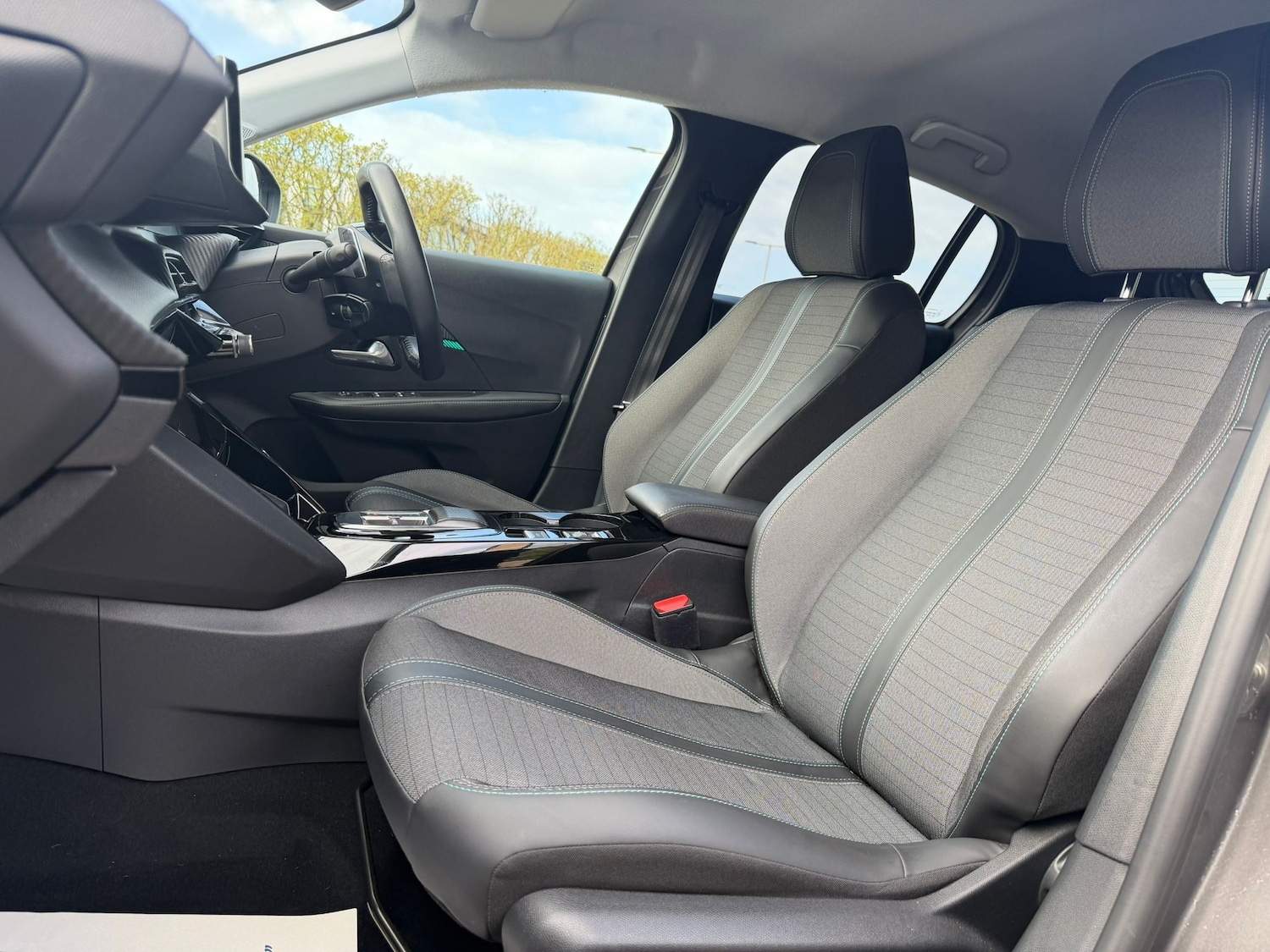 Used Peugeot 208 2022 for sale - 78064971: Photo 31