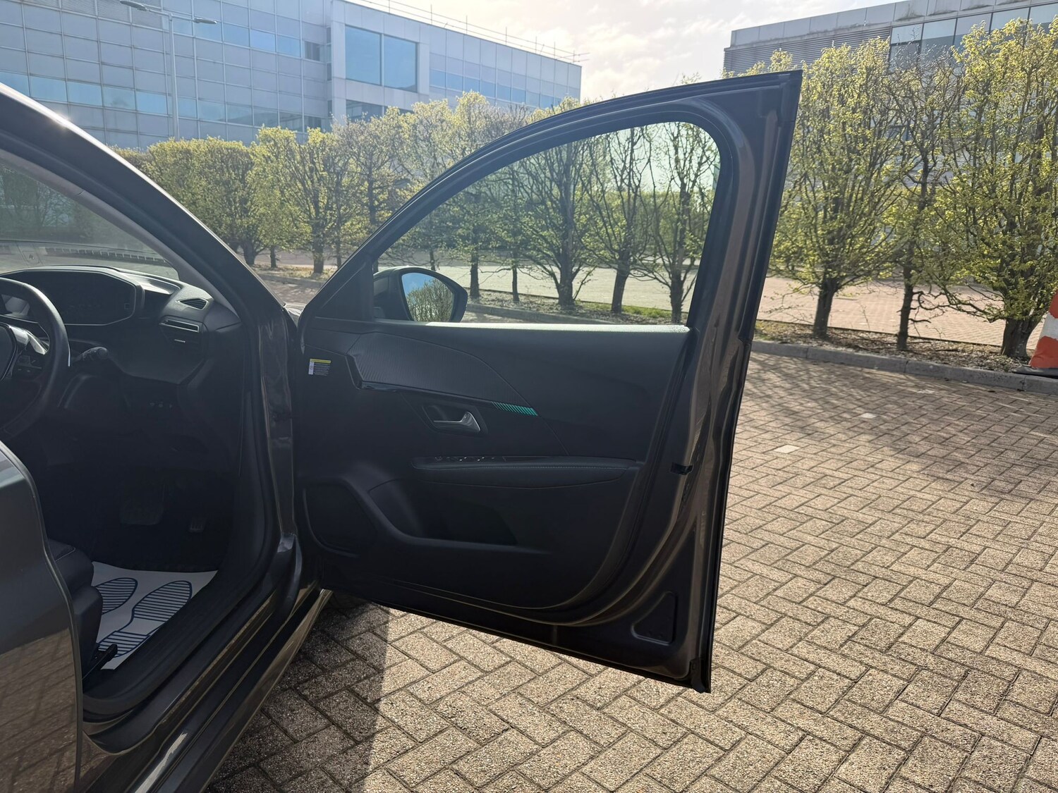 Used Peugeot 208 2022 for sale - 78064971: Photo 44