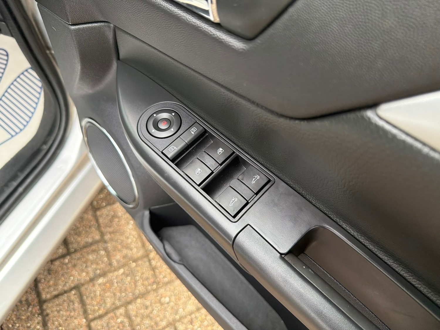 Used Vauxhall Tigra 2007 for sale - 76934273: Photo 18