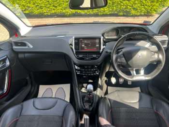 Used Peugeot 208 2015 for sale - 74432008: Photo
