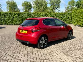 Used Peugeot 208 2015 for sale - 74432008: Photo