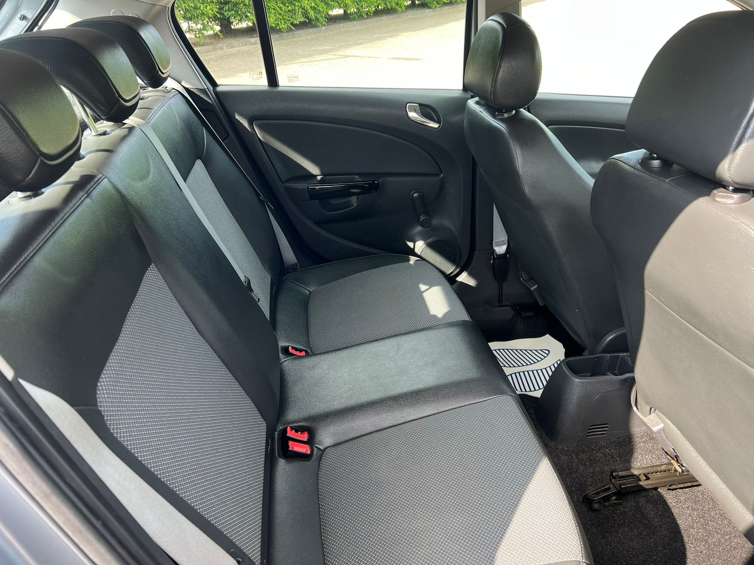 Used Vauxhall Corsa 2006 for sale - 76966884: Photo 26