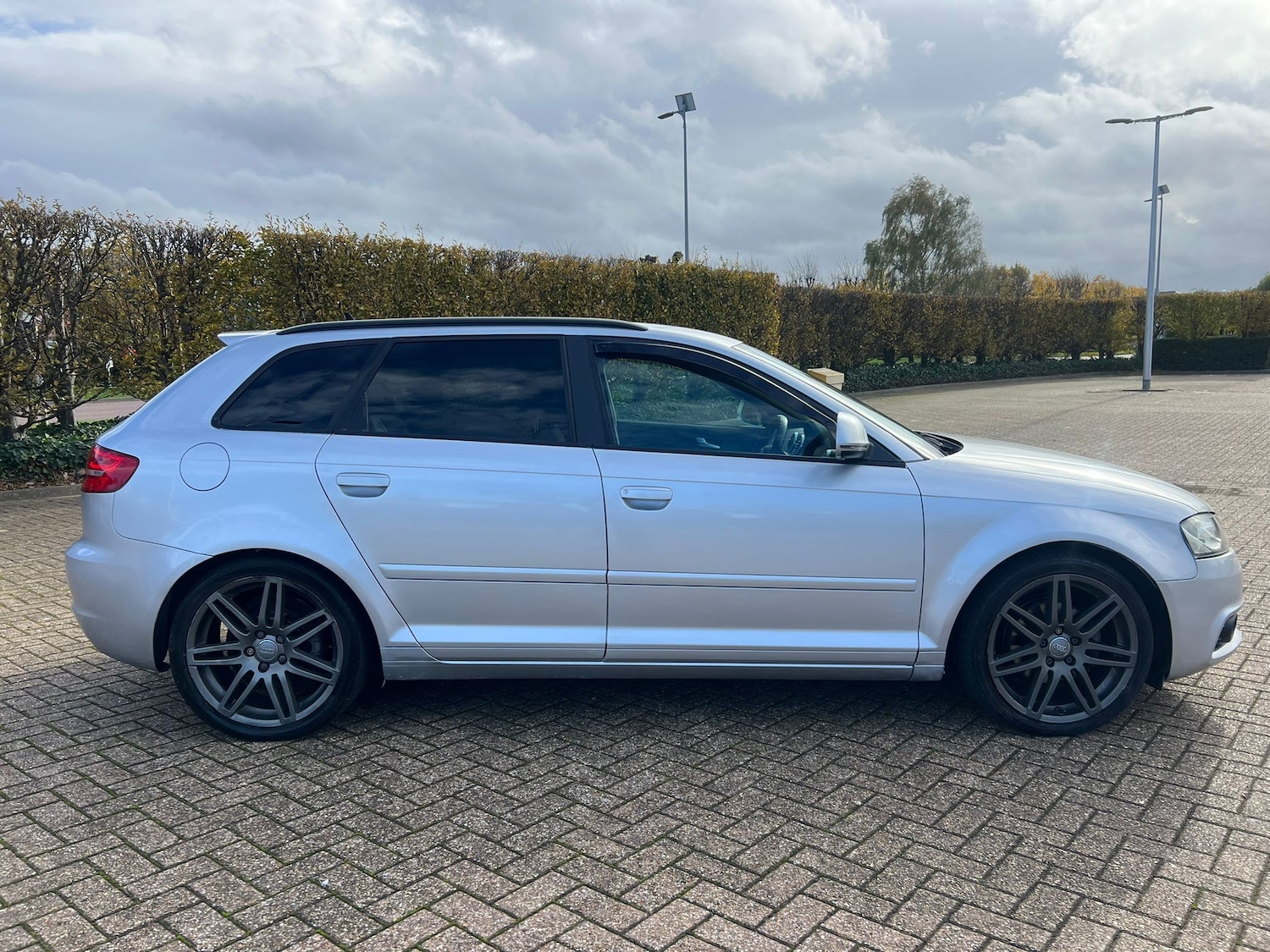 Used Audi A3 2010 for sale - 76863060: Photo 4