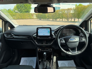 Used Ford Fiesta 2017 for sale - 79301597: Photo