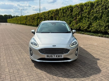 Used Ford Fiesta 2017 for sale - 79301597: Photo