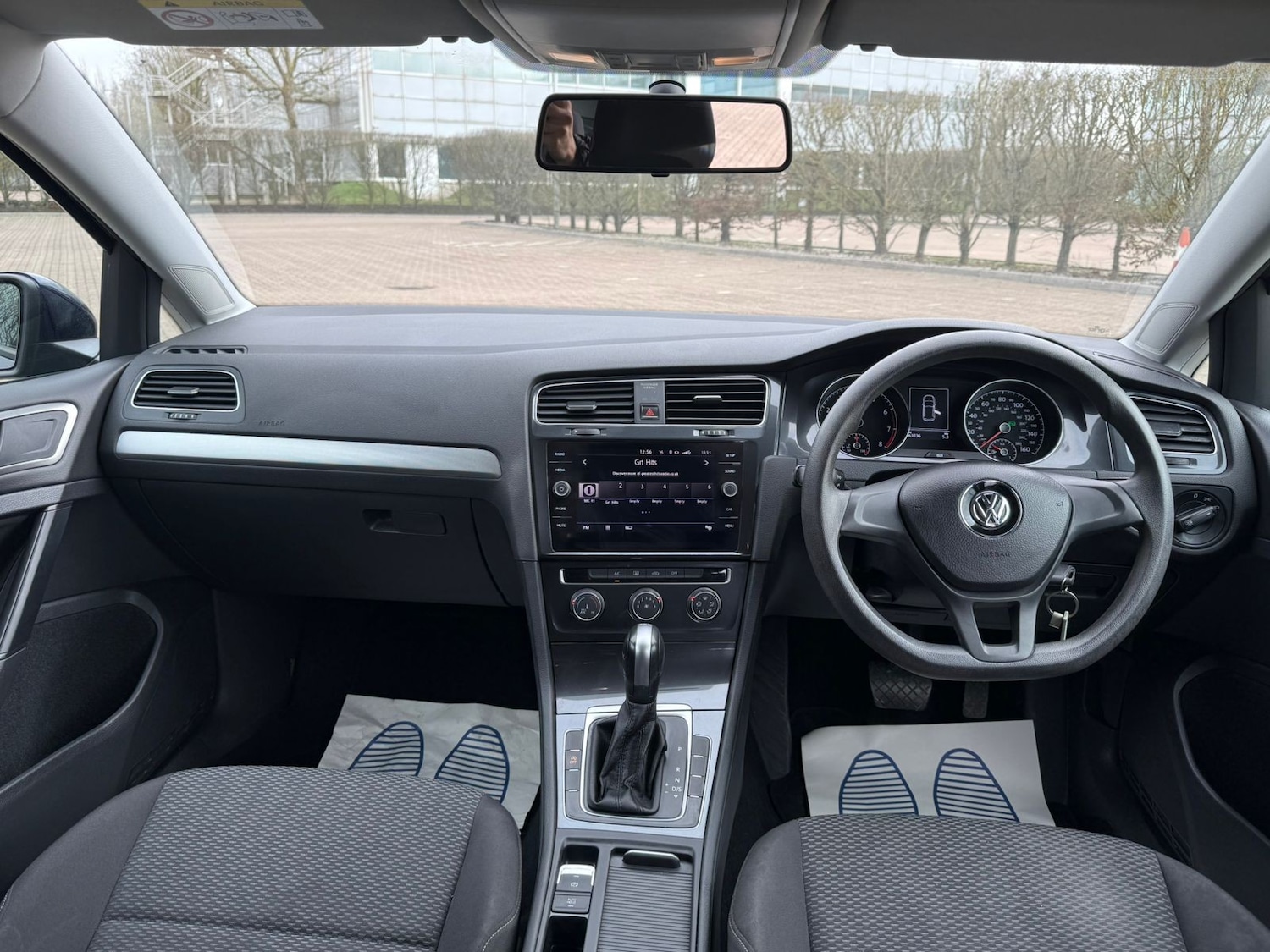 Used Volkswagen Golf 2018 for sale - 77733447: Photo 3