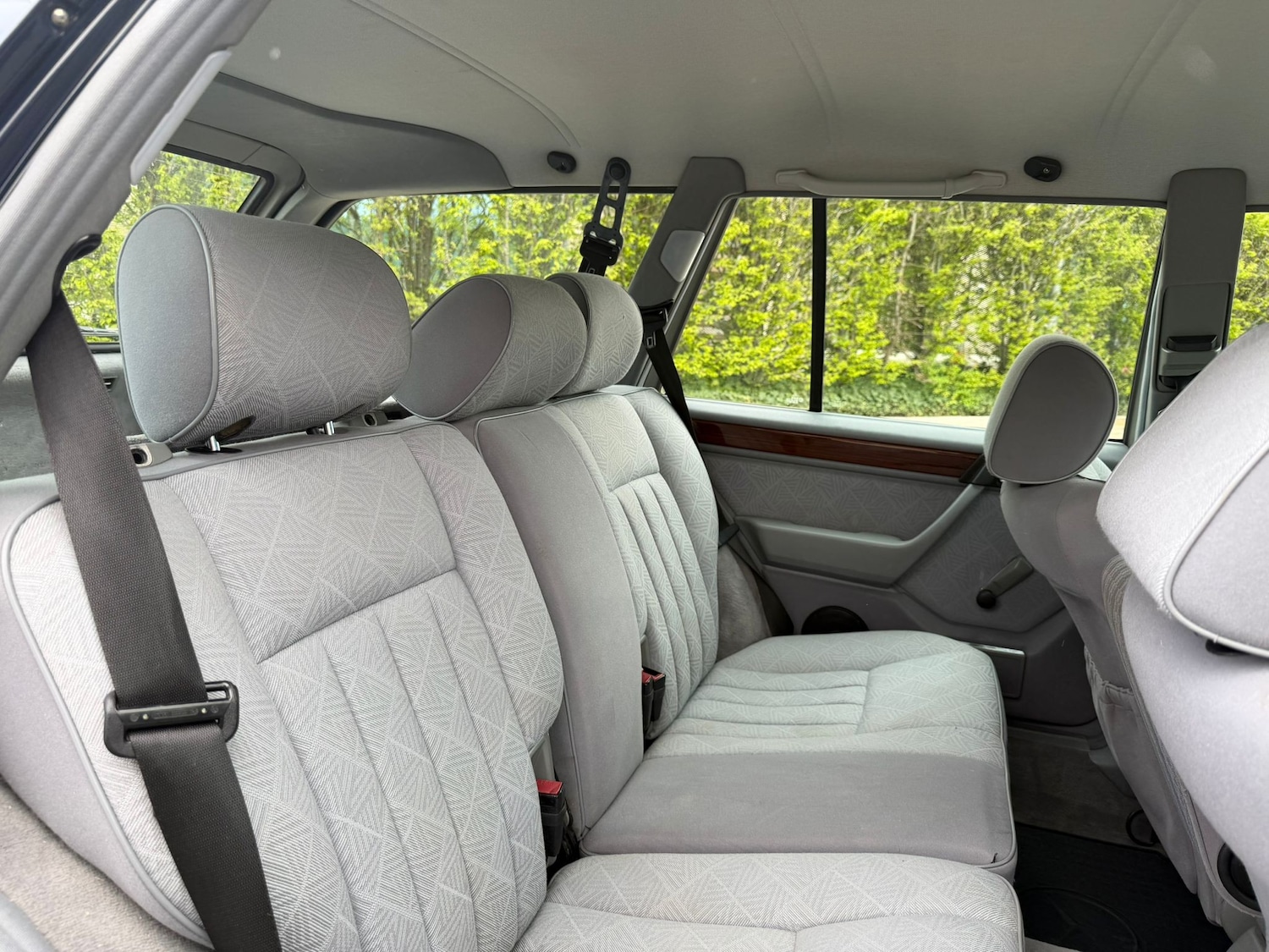 Used Mercedes-Benz E Class 1995 for sale - 78132105: Photo 24