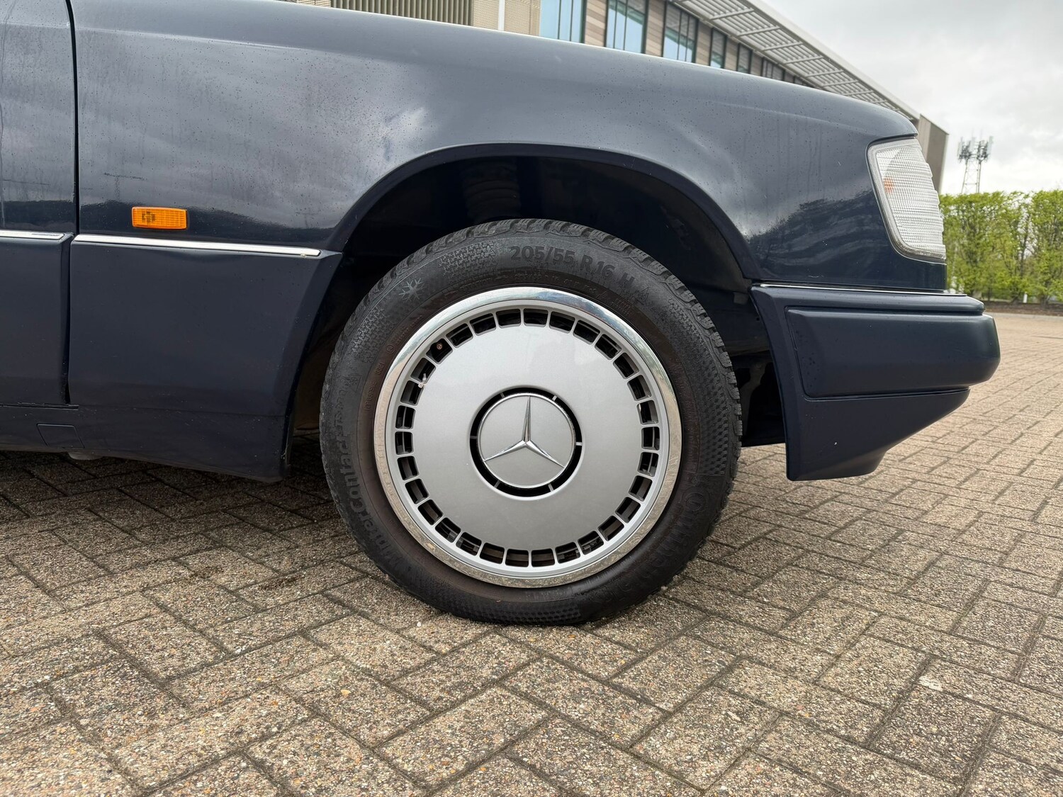 Used Mercedes-Benz E Class 1995 for sale - 78132105: Photo 30