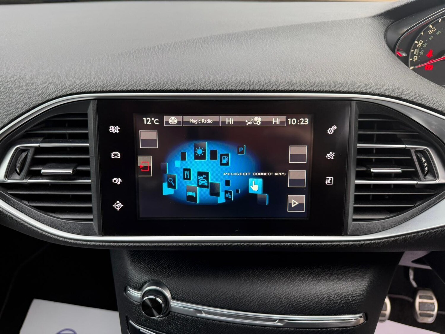 Used Peugeot 308 2016 for sale - 76697853: Photo 14