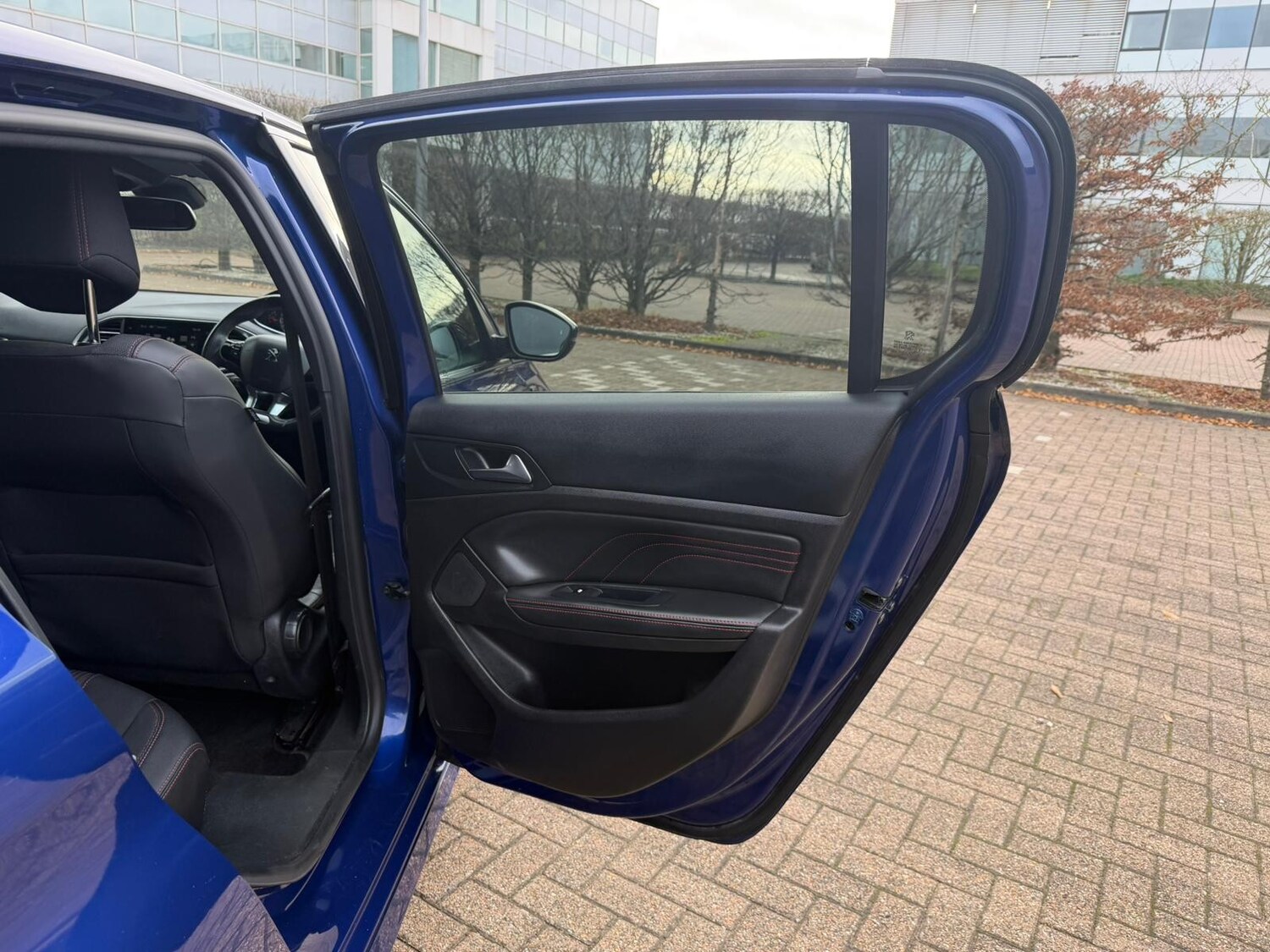 Used Peugeot 308 2016 for sale - 76697853: Photo 29