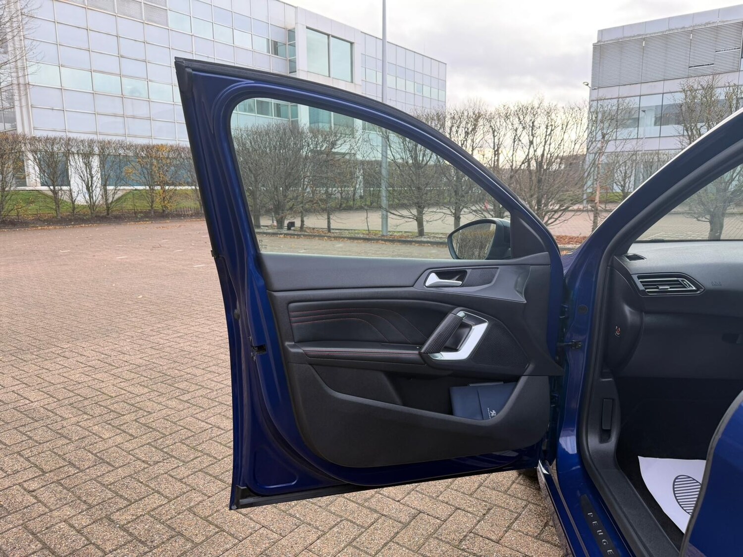 Used Peugeot 308 2016 for sale - 76697853: Photo 31