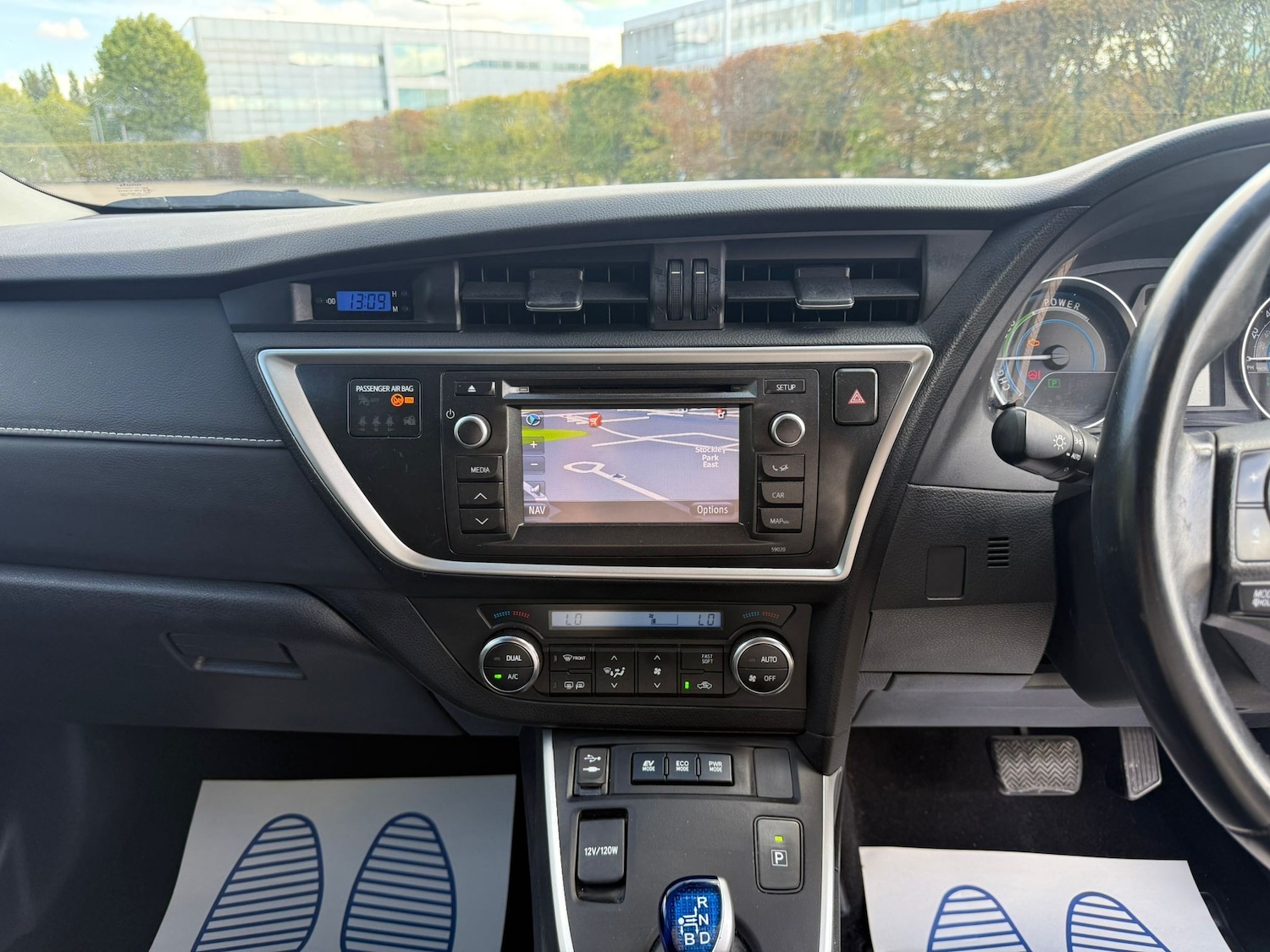 Used Toyota Auris 2013 for sale - 77336896: Photo 12