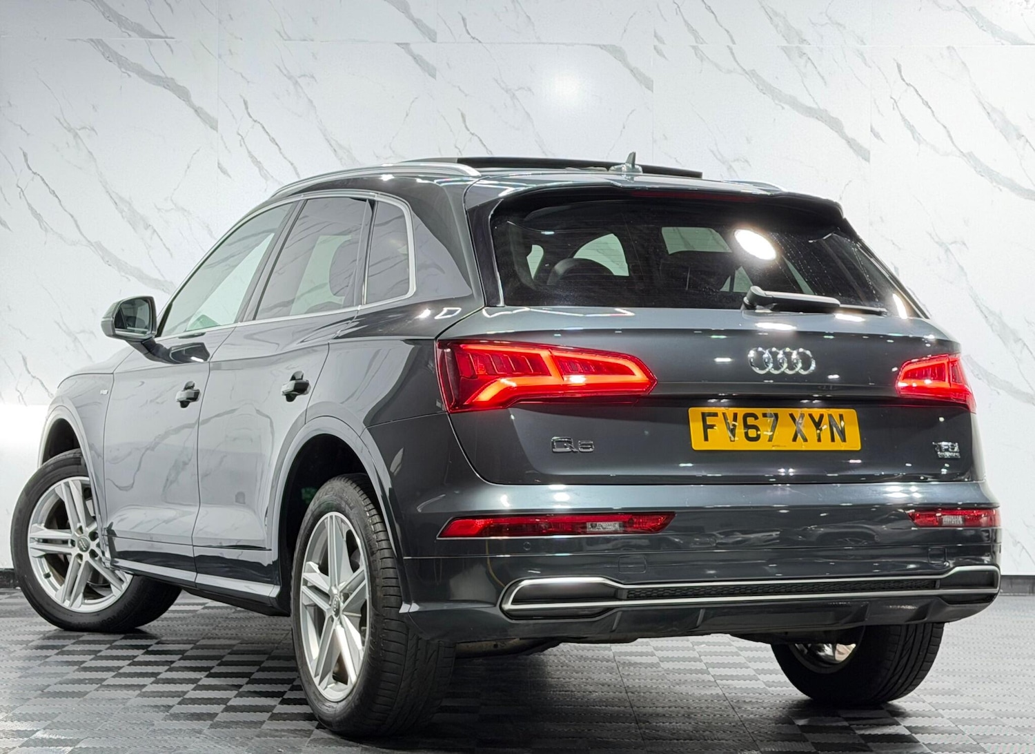 Used Audi Q5 2018 for sale - 77298398: Photo 2