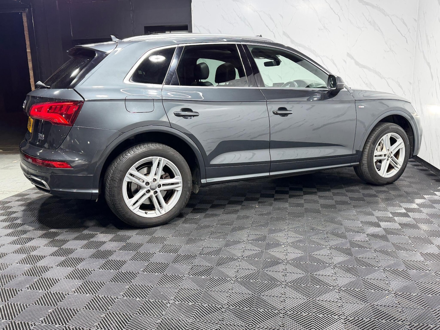 Used Audi Q5 2018 for sale - 77298398: Photo 27