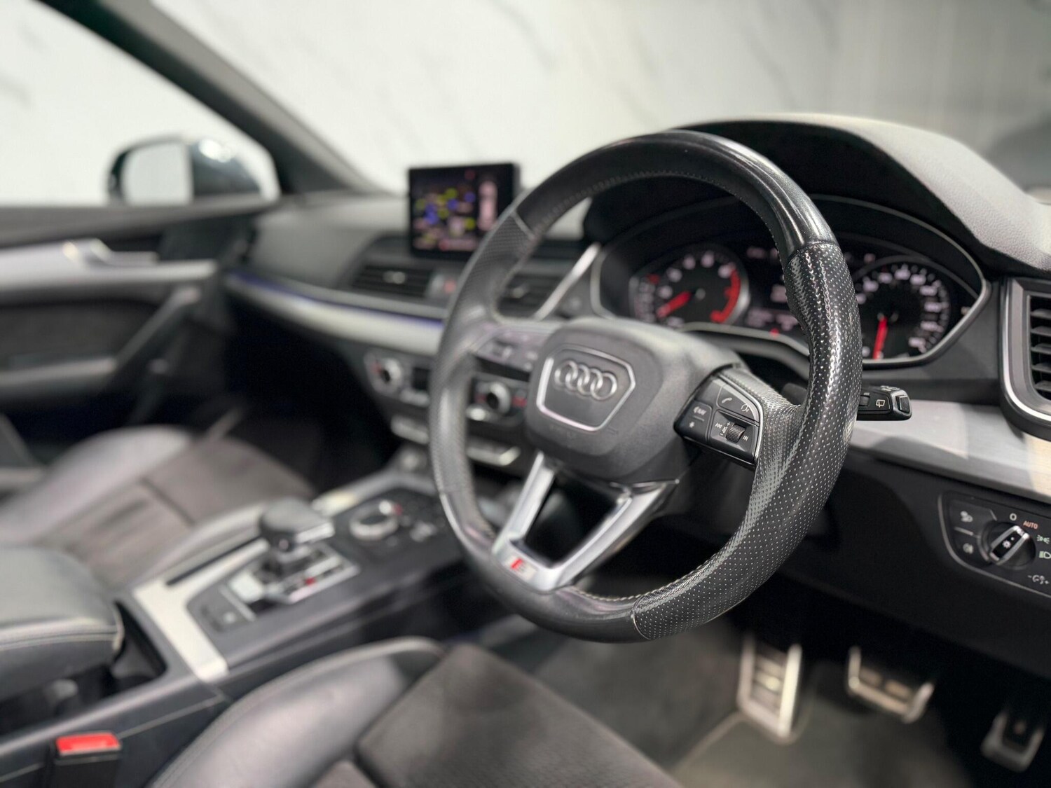 Used Audi Q5 2018 for sale - 77298398: Photo 42