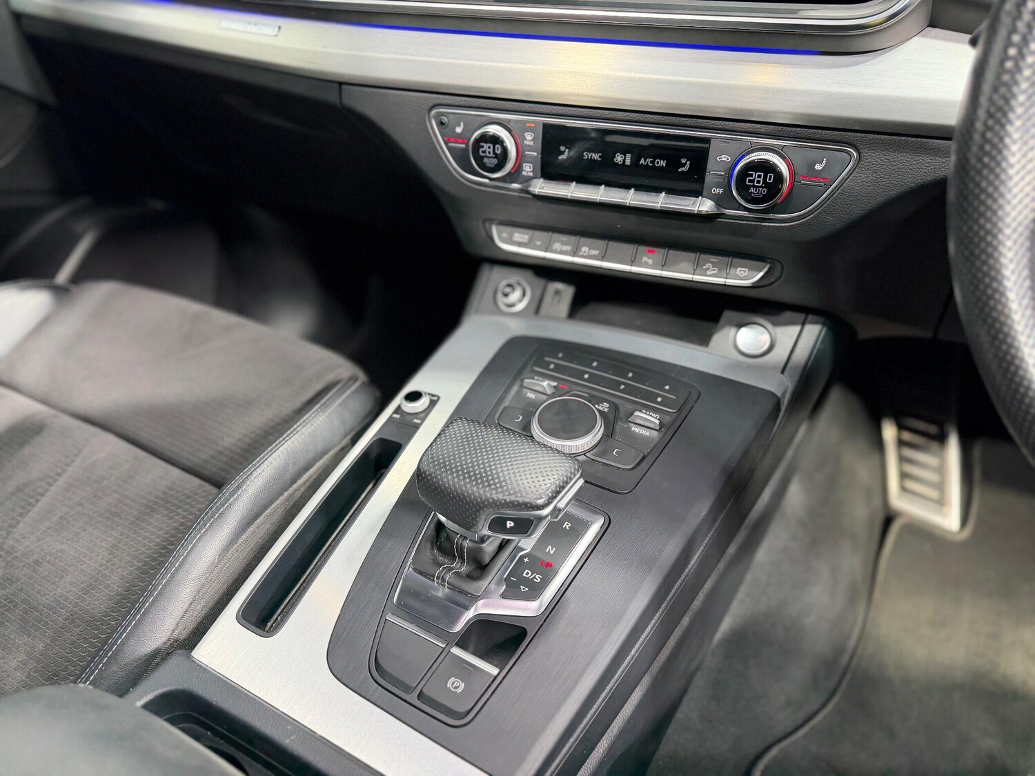 Used Audi Q5 2018 for sale - 77298398: Photo 44