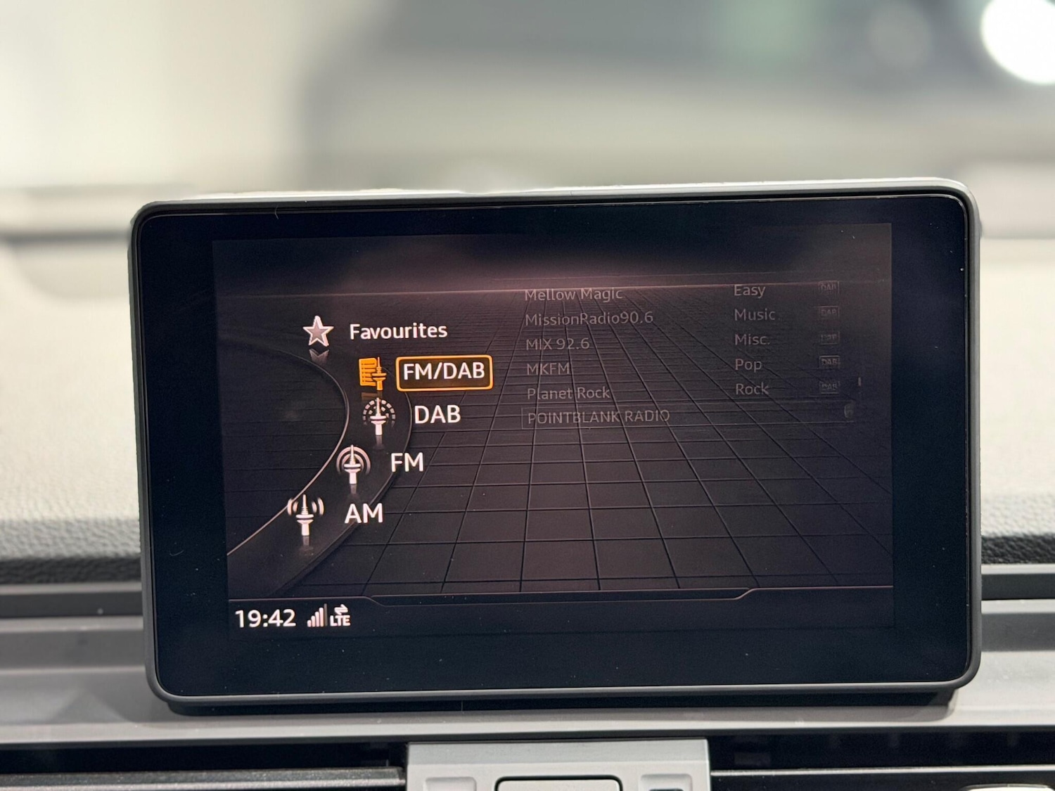 Used Audi Q5 2018 for sale - 77298398: Photo 50