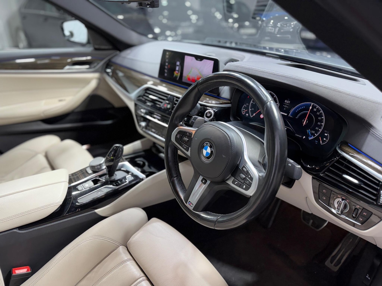 Used BMW 5 Series 2018 for sale - 77586202: Photo 2