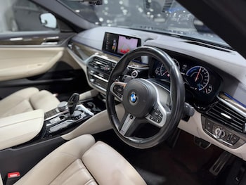 Used BMW 5 Series 2018 for sale - 77586202: Photo